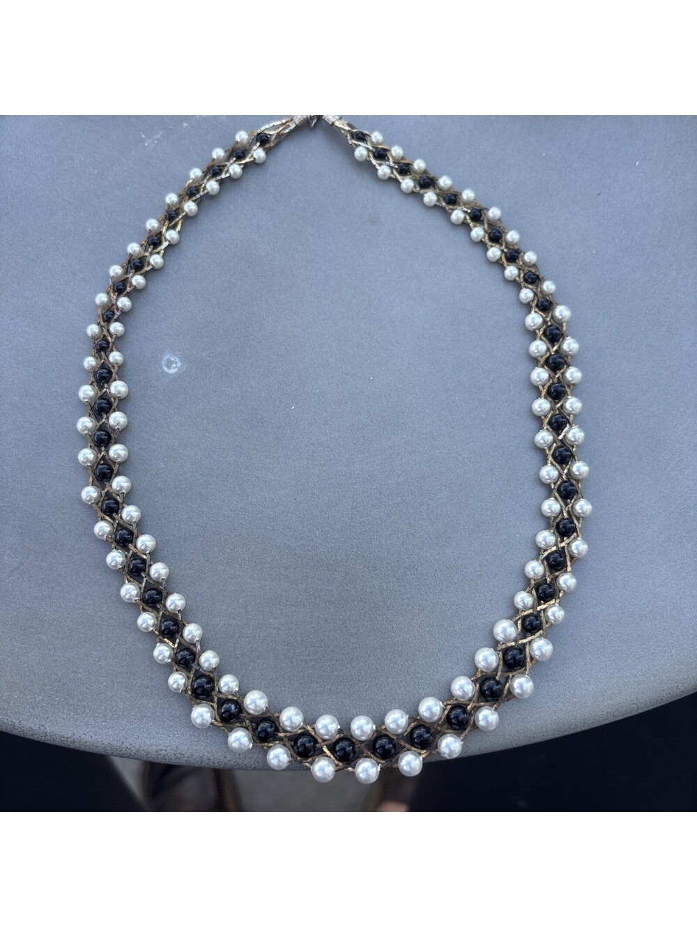 Vintage Beautiful Korea Gold Tone Beaded Necklace